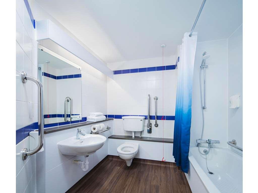 Travelodge Redhill Редхил Стая снимка