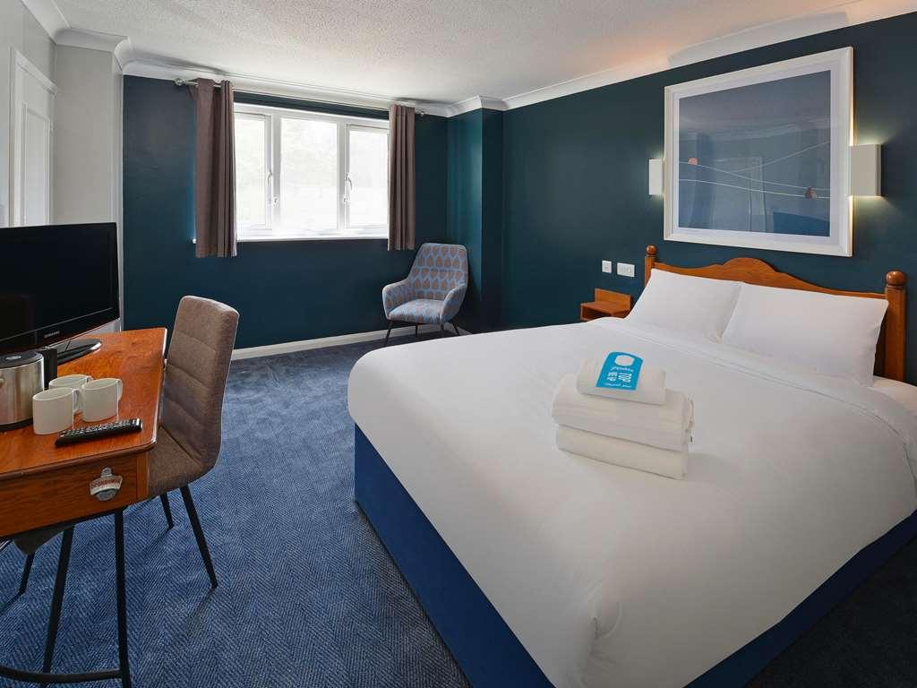 Travelodge Redhill Редхил Стая снимка